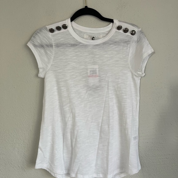 CUPIO Woman White Short Sleeve Blouse, Size XS - Picture 2 of 5